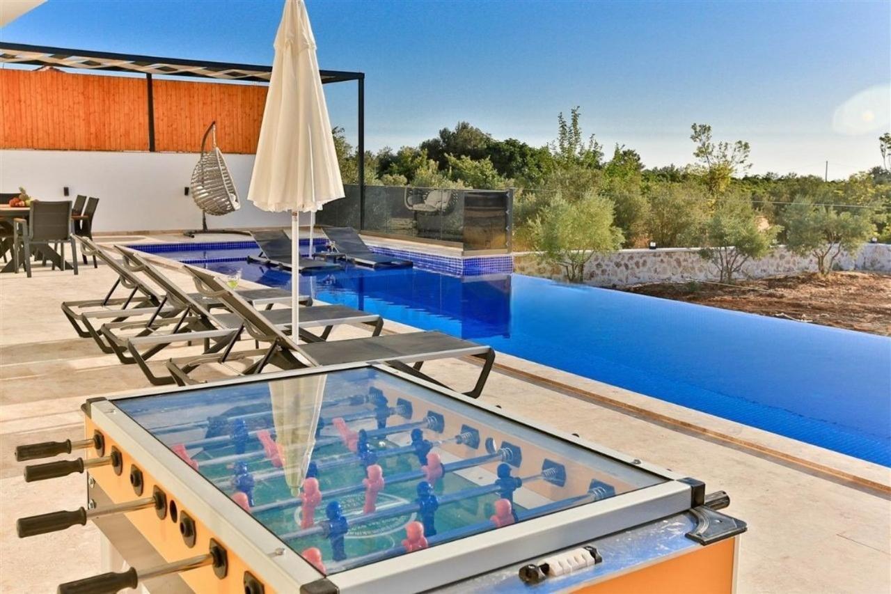 Villa Lycian-Kalkan 3 Bedroom-2 Jakuzzies-Sauna-Turkish Hamam-Huge Private Pool And Lovely Garden Kaş Eksteriør bilde